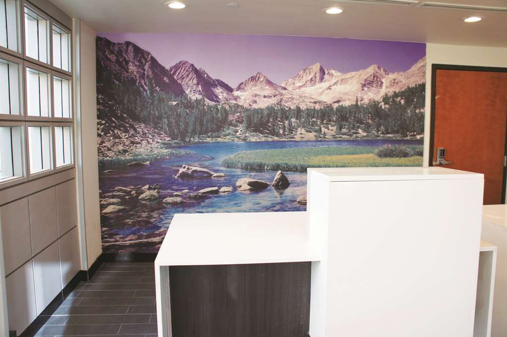La Quinta By Wyndham Colorado Springs North Hotel Interior foto